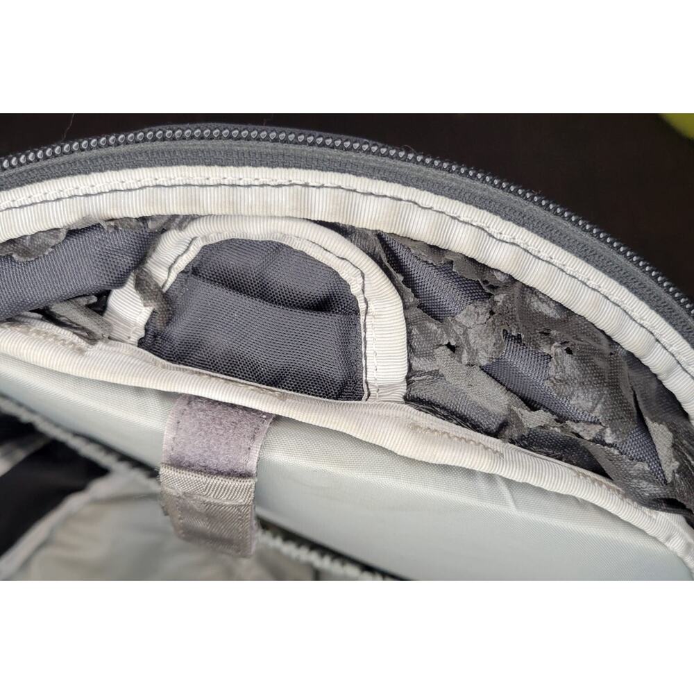 Macpac Black Rucksack/Backpack Pre-Owned - Picture 7 of 16